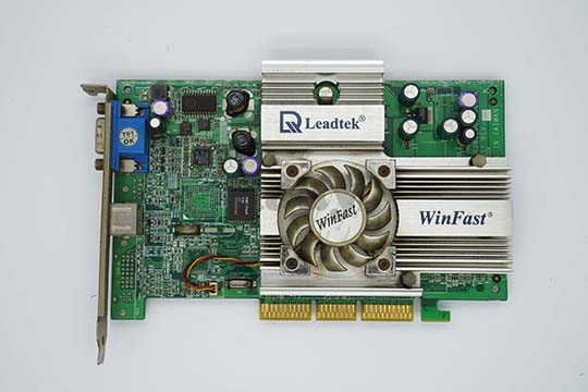 丽台Winfast A280LE 64MB显示卡（nVIDIA GeForce 4 Ti 4200-8X芯片）